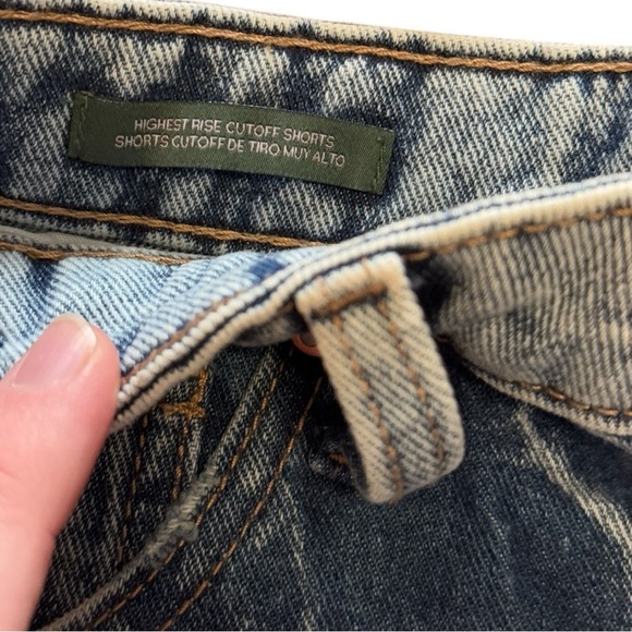 Wild Fable Distressed High Rise Cutoff Denim Shorts Size 6 - Picture 6 of 7